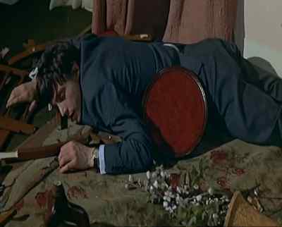 Gripper! What are you doing? - Carry On Loving