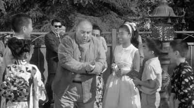 (GROANING) - The Three Stooges Go Around the World in a Daze