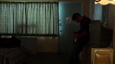 [groaning softly] - Marvel's The Punisher