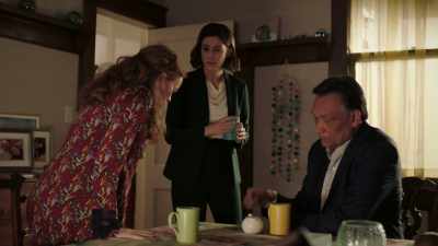 - [groaning]
- You okay? - Bluff City Law