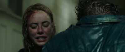 (GROANS)
Come on. Let's get to the car. - Crawl