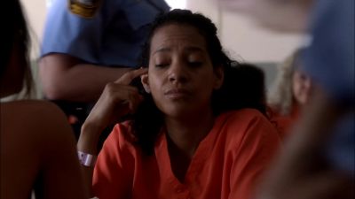 - [ Groans ]
- [ Male Guard ]
You heard him. Let's go. - Burn Notice