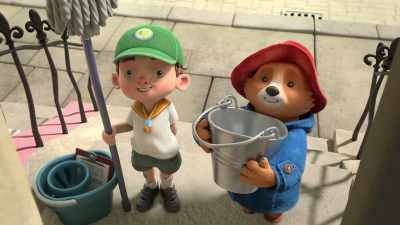 [groans] Oh, I suppose the kitchen
could do with a tidy. - The Adventures of Paddington