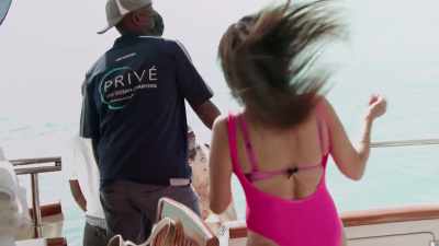 - [groans] - The Real Housewives Ultimate Girls Trip