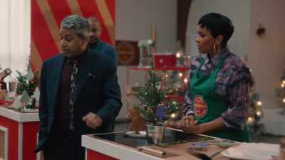 [groans softly] - The Great Holiday Bake War