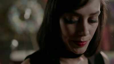 [groans softly] - Vida