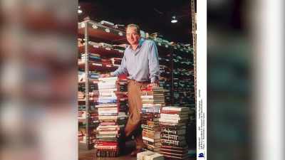 Growing a tiny business
from his home garage - Tech Billionaires: Jeff Bezos