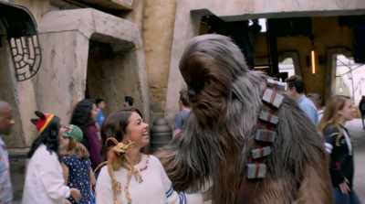 -[growling]
-[laughs] - Star Wars: Galaxy's Edge - Adventure Awaits