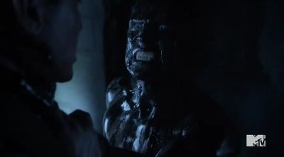(GROWLING) - Teen Wolf