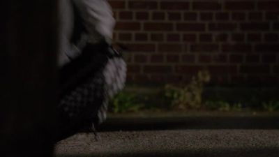 (GROWLING) - Grimm