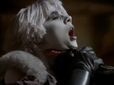 (growling) - Farscape