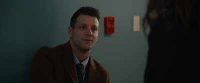 -[growling]
-So that's the dog you told me about. - A Dog's Journey