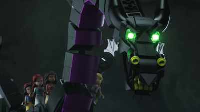 [growls, roars] - LEGO Disney Princess: The Castle Quest