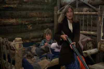 GROWLS!! - The Adventures of the Wilderness Family