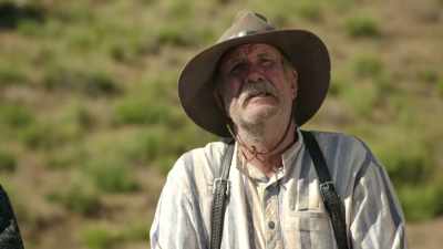 [ Growls ] - True Terror with Robert Englund