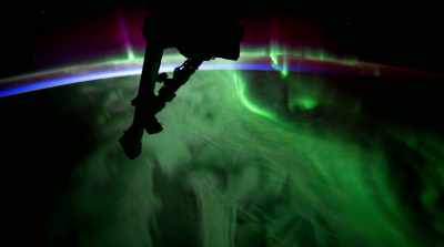 GRUNSFELD: The atmosphere, you know, - Mars: One Day on the Red Planet