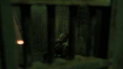 [grunting, laughing] - Vagrant Queen