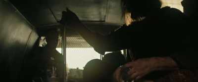 [grunting] - Texas Chainsaw Massacre