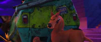 [grunting] - Scoob!