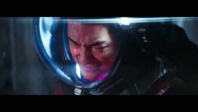 [grunting] - The Wandering Earth
