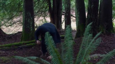 - [grunts]
- [Alex] Kenny? - Supergirl