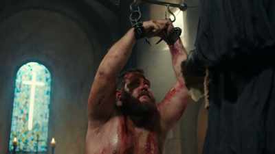 [ Grunts ]
[ Chains rattle ] - Will