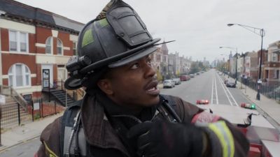 [Grunts] Damn it! - Chicago Fire