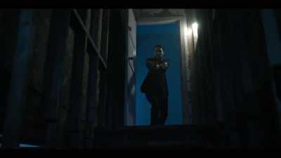 -(grunts)
-(door rattles) - Girl in the Video