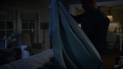 (grunts, groans) - Lethal Weapon