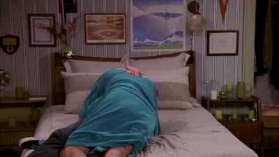 [grunts]
I'm sorry. I'm sorry. - Everybody Loves Raymond