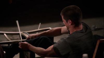 [ GRUNTS ] - One Tree Hill