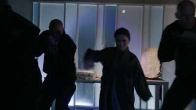 [ Grunts ] - Marvel's Inhumans