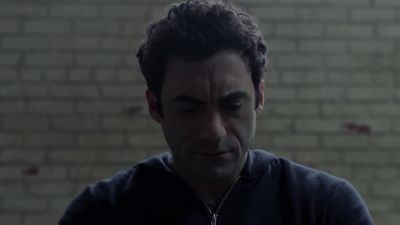 [grunts softly] - Homeland