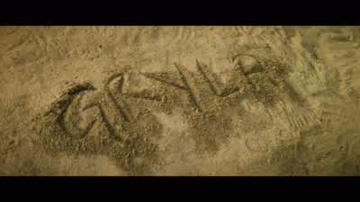 -Gryla? -Oh, no. -You idiot! -Gryla? - Red One