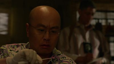 GSR on Sussman's hands. - Dexter