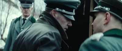 GUARD: He made it across, sir. - The 12th Man