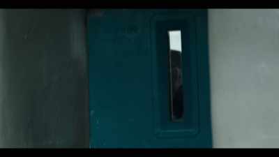 [guard]
She's barricaded the door. - Say Nothing