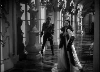 - Guards!
- Guards! - A Royal Scandal