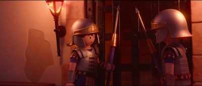 Guards! | spotted an intruder
inside our very city! - Playmobil: The Movie