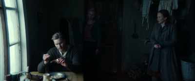 GUDRUN: Marius, you know that
kerchief mother gave me? - The 12th Man