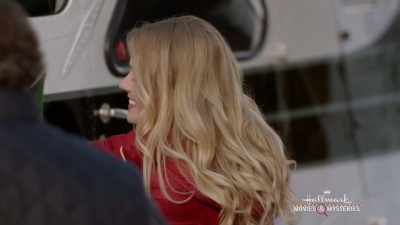 Guess I still make
the best co-pilot, huh? - Return to Christmas Creek