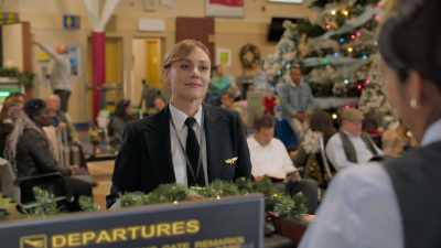 Guess who sweet-talked
the hotel manager - Grounded for Christmas