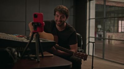 Guess who's going back on tour. - Ordinary Joe