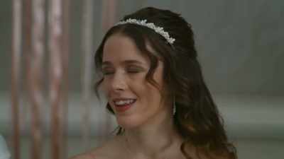 [guests laughing] - The Groomsmen: Last Dance