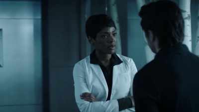 Guilder's interested in Amy - The Passage