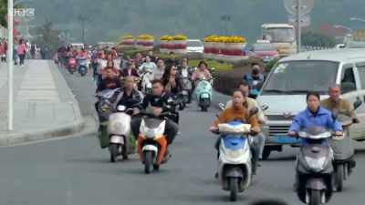 Guilin - a bustling modern city - Race Across the World