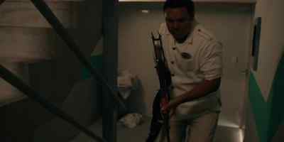 Guillermo's guys work with Richard. - The Mosquito Coast