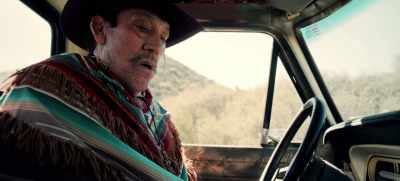 (gun clanking)
(Father Francis sighs) - Death on the Border