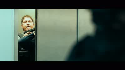 - Gun! - Put your weapon down! - Angel Has Fallen