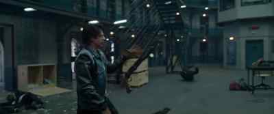 - Gun, my son.
- Father. - Jawan